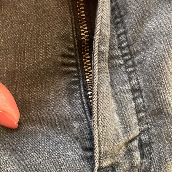 ❌SOLD❌ Madewell 10” High Rise Skinny Jeans - Picture 6 of 11